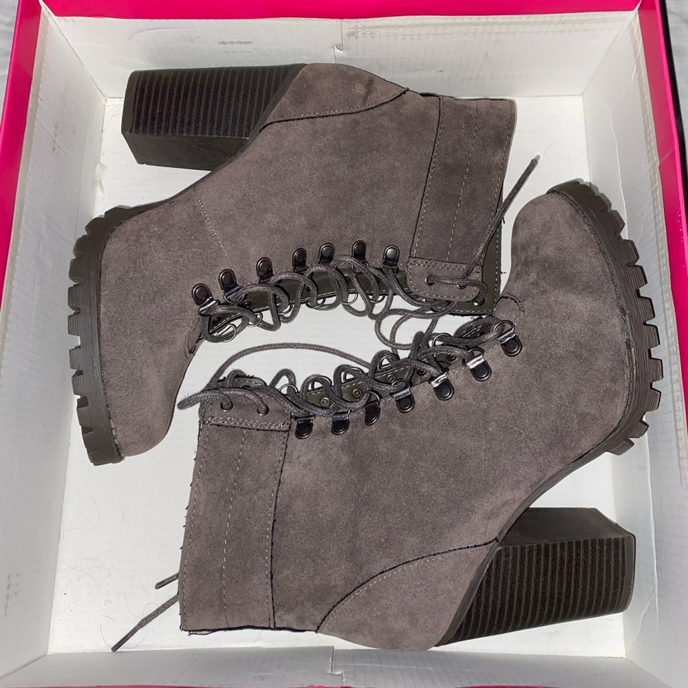 Lace up heel boots